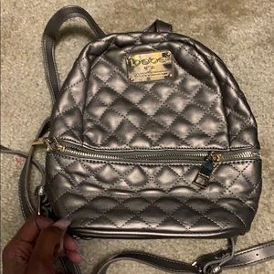 Bebe (backpack)